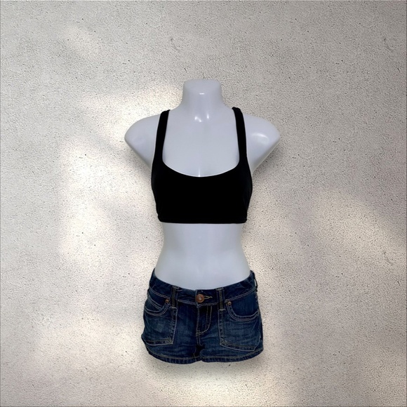 Lululemon Discontinued Black Free to Be Bra - Wild - Picture 2 of 5